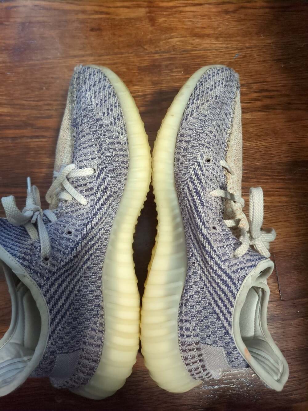 Adidas Yeezy Boost 350 V2 Ash Pearl Sneakers Size 11.5